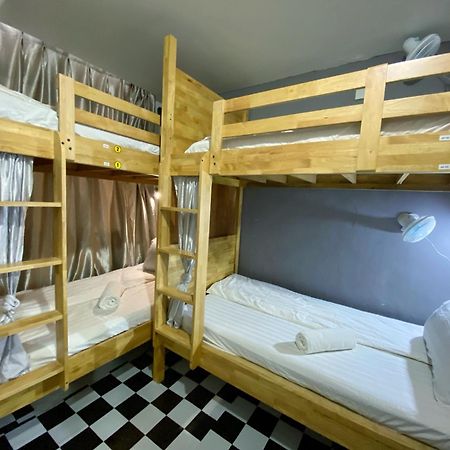The 60 Hostel George Town Exterior photo
